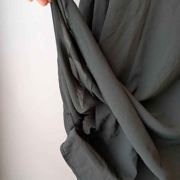 The Limited Collection Black Chiffon Dress sz M NWT - Picture 6 of 15